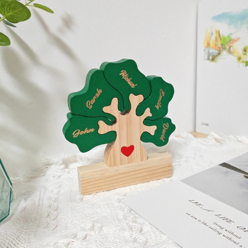 Wooden Tree Family Puzzle with 5 Names