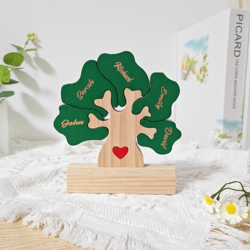 Wooden Tree Family Puzzle with 5 Names