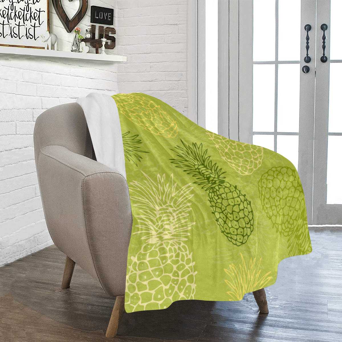 Black Rose Ultra-Soft Micro Fleece Blanket 50