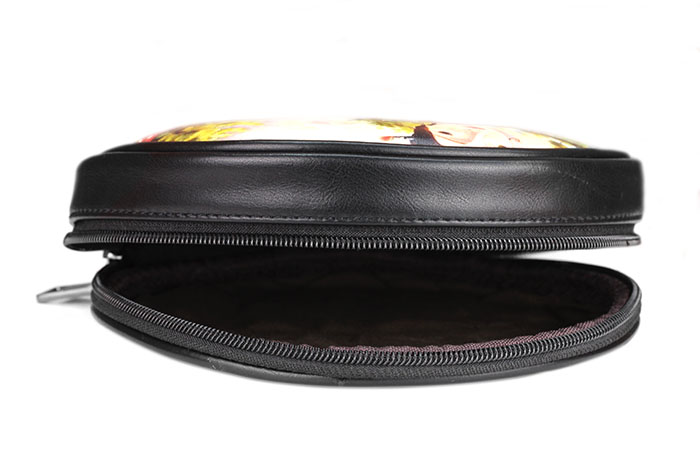 round makeup case