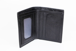 Men's Leather Wallet (Model 1612)