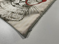 Linen Zippered Pillowcase 18" x 18"(One Side)
