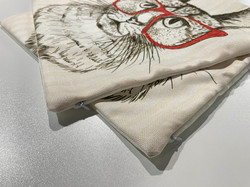 Linen Zippered Pillowcase 18" x 18"(One Side & Pack of 2)