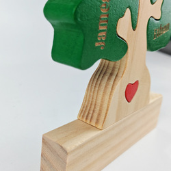 Wooden Tree Family Puzzle with 6 Names